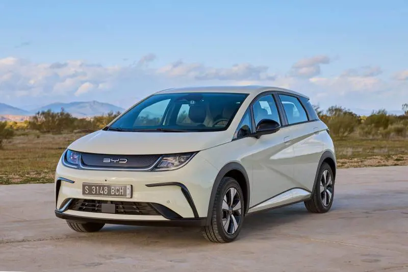 BYD Dolphin, la segmento C elettrica arriva in Italia