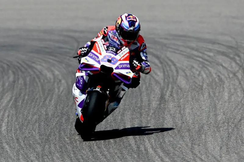 MotoGp, strapotere Ducati. Anche Marquez si arrende