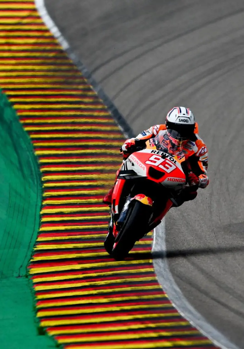 Dalla Honda a privato. Il mondo al contrario di Marquez fenomeno