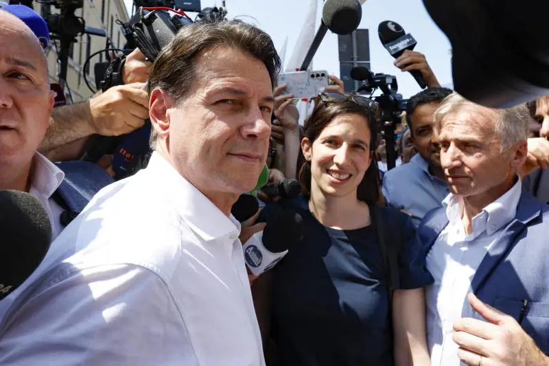 Fronda dem in allarme dopo il flop Elly-Conte. "Così ci schiantiamo"