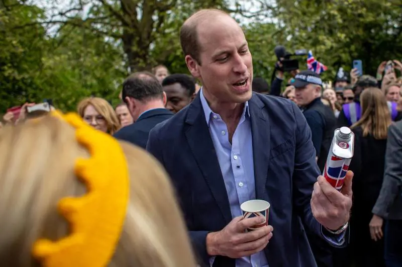 "Provai a dormire in strada". L'impegno di William per i senzatetto (nel segno di Diana) 