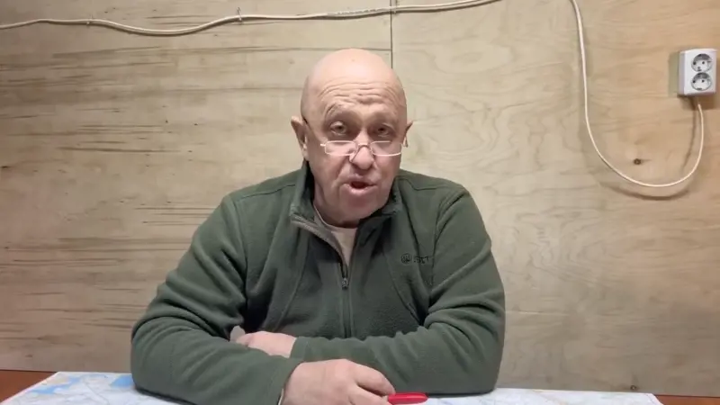"Volevano sciogliere la Wagner...". Prigozhin rompe il silenzio dopo la rivolta: cosa ha detto