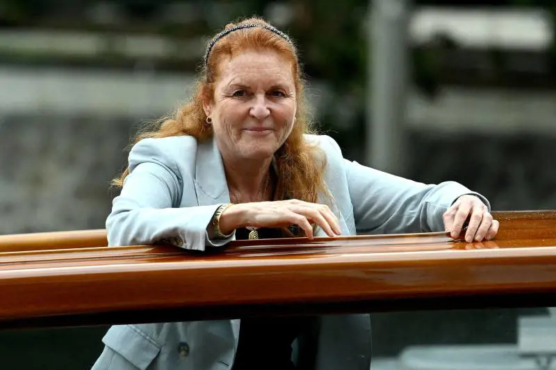 "Sentire quella parola è spaventoso". Sarah Ferguson parla del tumore al seno