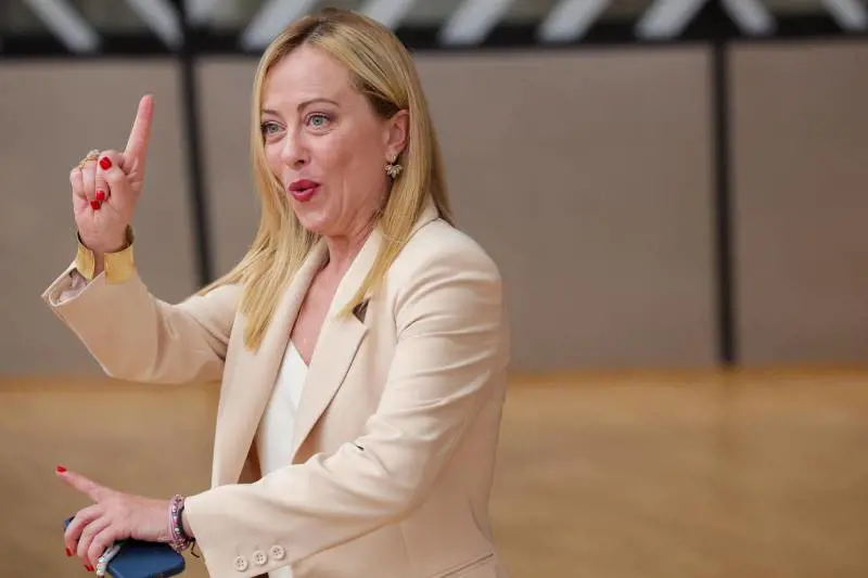 "Intesa memorabile". Meloni "europeista" rivendica il successo. Ma è ancora stallo sulla terza rata Pnrr