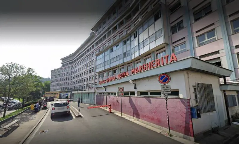 Aorta recisa per errore, neonato muore in ospedale. Maxi-risarcimento da un milione di euro