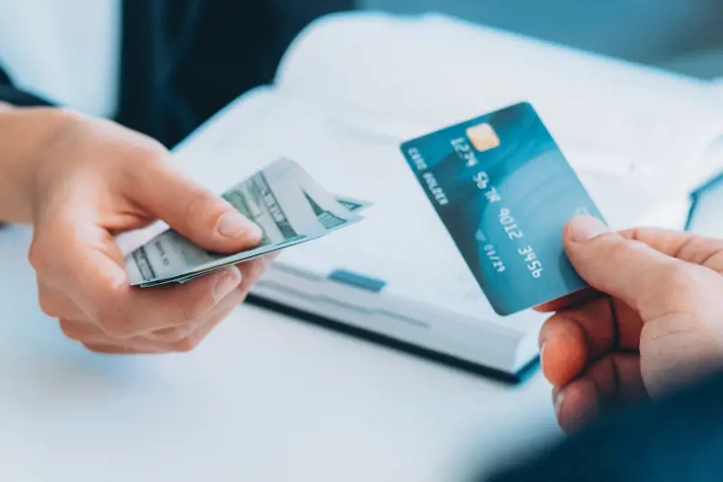 Come inviare bonifici senza conto corrente: tre modi e Come inviare bonifici senza un conto corrente: tre soluzioni