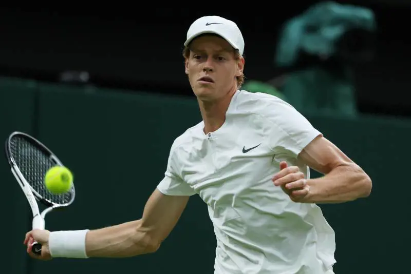 Wimbledon, tutto facile per Sinner all'esordio: l'azzurro approda al 2° turno
