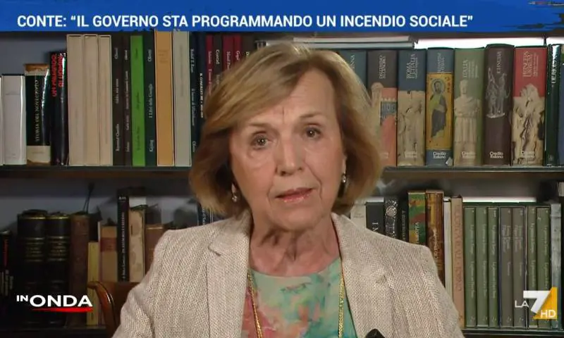 "9 euro? Troppi". Fornero e la confusione di sinistra sul salario minimo