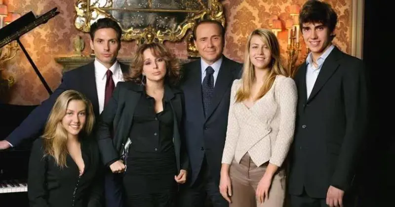 Eredità Berlusconi, accordo tra i figli