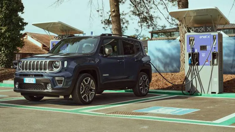 Le auto ibride plug-in più economiche del 2023