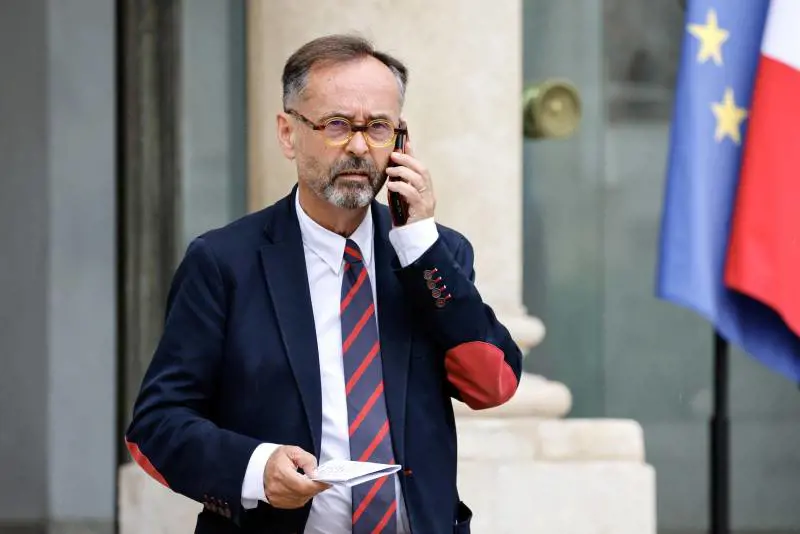 "Irregolare, non ti sposo". E il sindaco di un paese smonta le nozze sospette