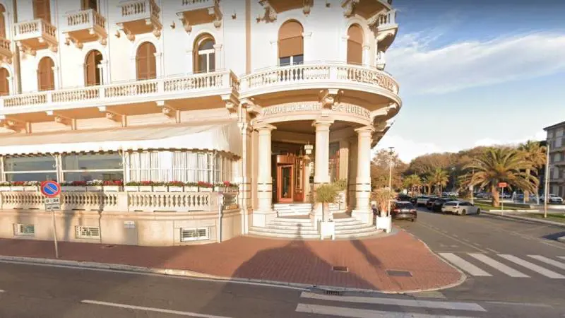 Ciclo di incontri al Grand Hotel Principe di Piemonte di Viareggio: attualità e politica a confronto