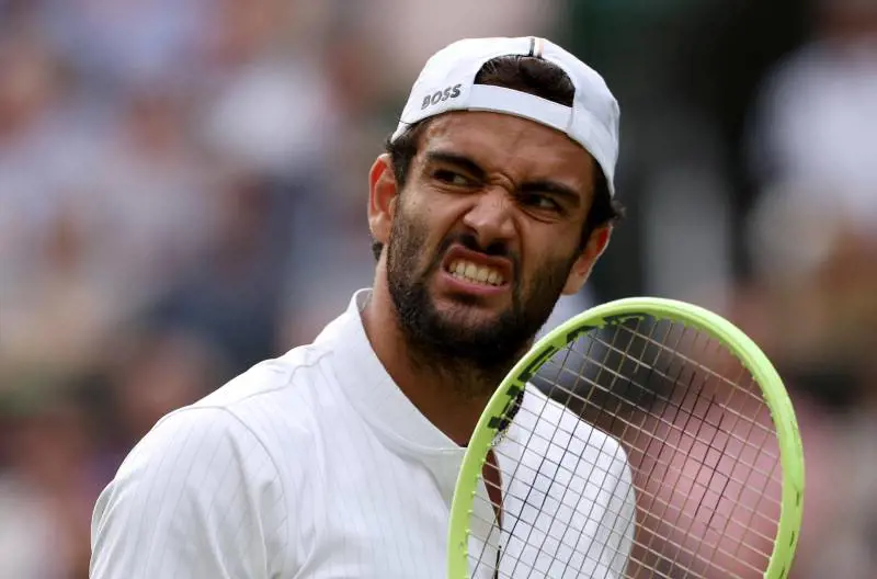 Wimbledon, Berrettini si arrende in 4 set: Alcaraz ai quarti