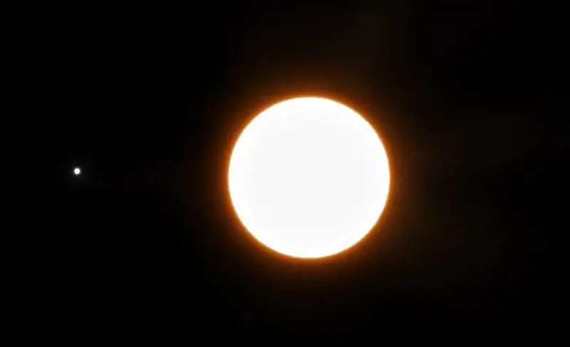 Scoperto un pianeta "a specchio": è il riflettente più luminoso dello spazio