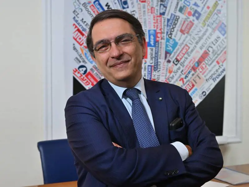 "Fate presto sulla rete. Pochi investimenti in tlc"