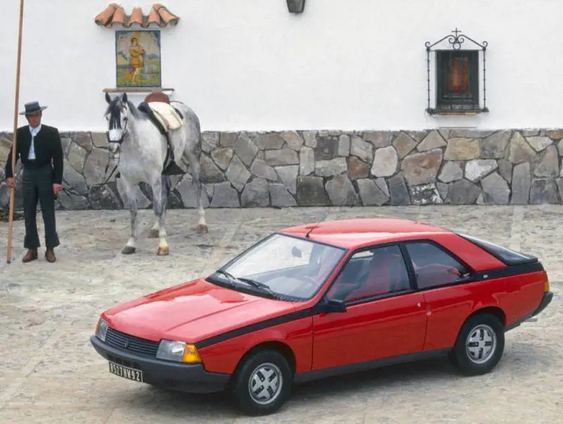 Renault Fuego, la coupé da famiglia che arde di passione