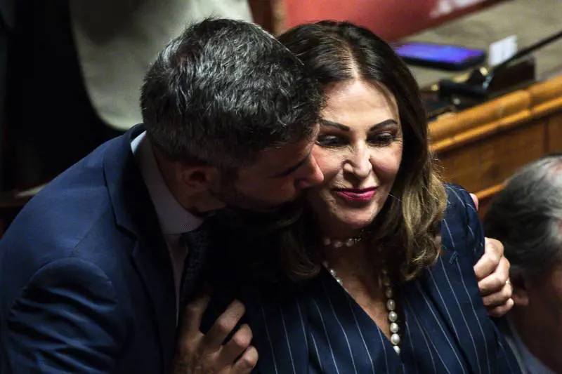 Il Senato respinge la sfiducia alla Santanchè. "Ho detto la verità"
