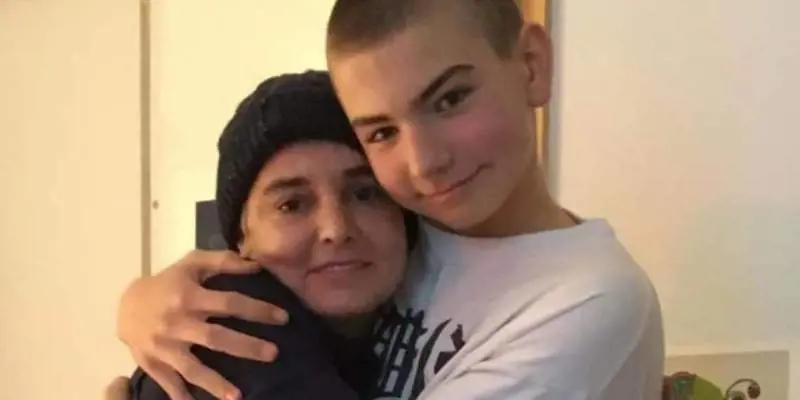 "Sono persa senza di lui...". L'ultima dedica di Sinead O'Connor per il figlio morto suicida
