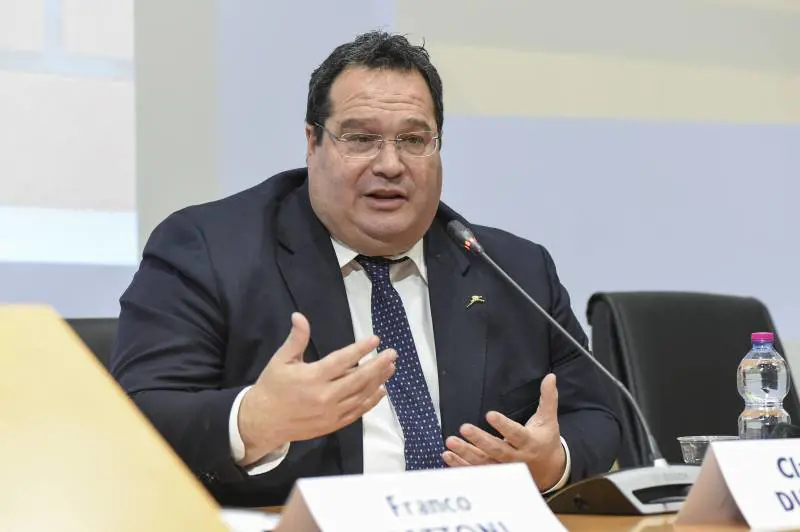 "Navigator un flop, con noi trovano lavoro"