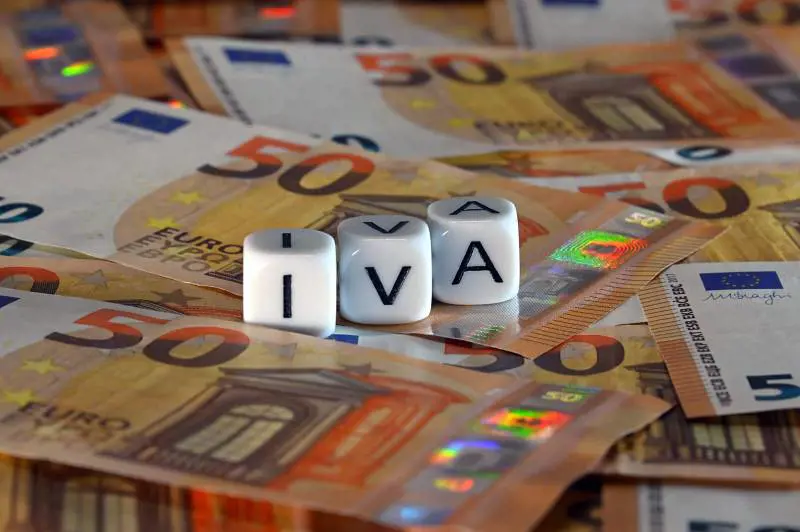 Svolta sull'Iva, cambiano aliquote e anticipo Irpef