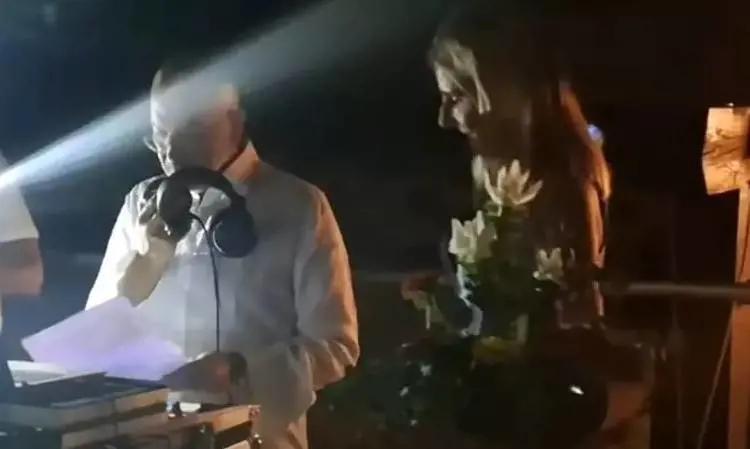 "Se lo avessi saputo...". Il dj, la musica dance e le lacrime: tutti i retroscena sul party delle corna