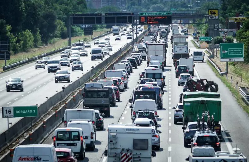 Natale, traffico da bollino rosso: occhio a queste date