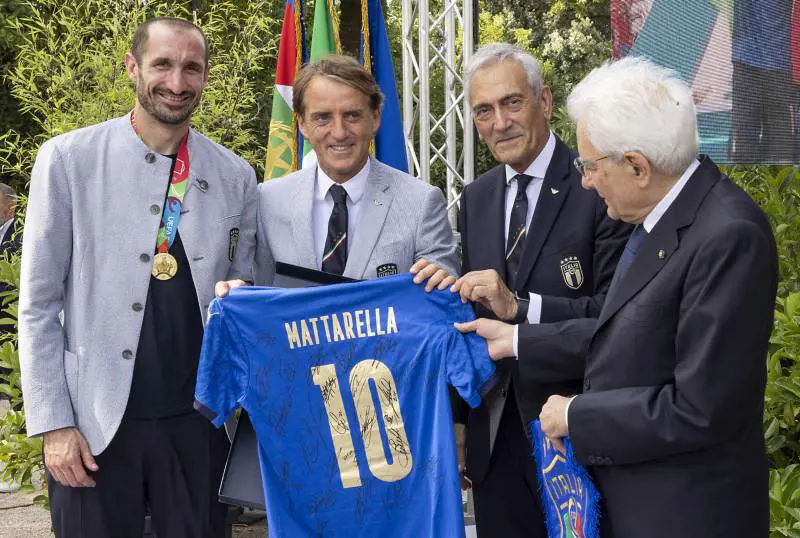 Mancini da Mattarella, insieme a Chiellini e Gravina