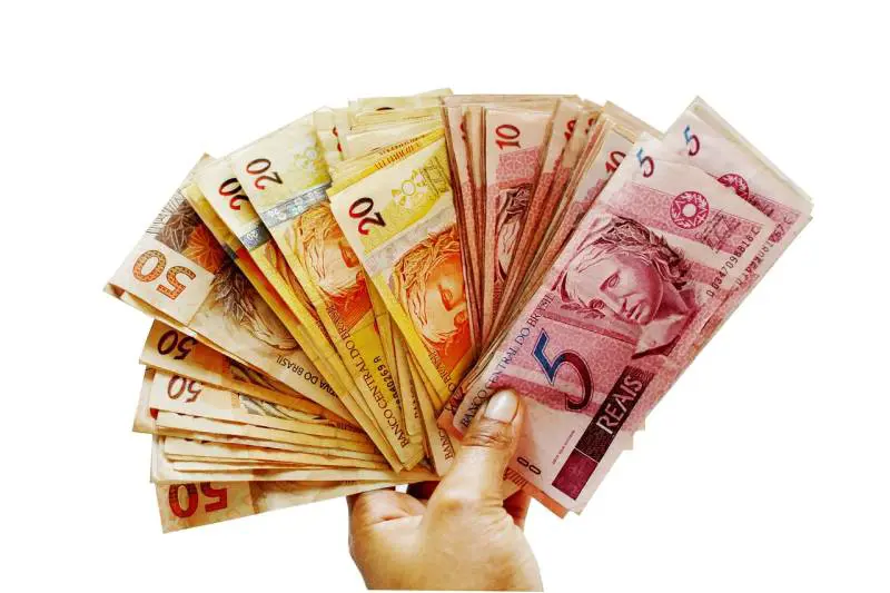 Tassi di cambio, tre soluzioni per non sbagliare a fare i conti in vacanza