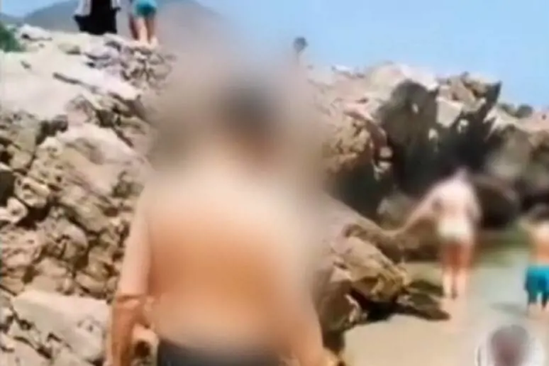 Palermo, è ai domiciliari ma posta video su TikTok dal mare: in carcere un pregiudicato 44enne
