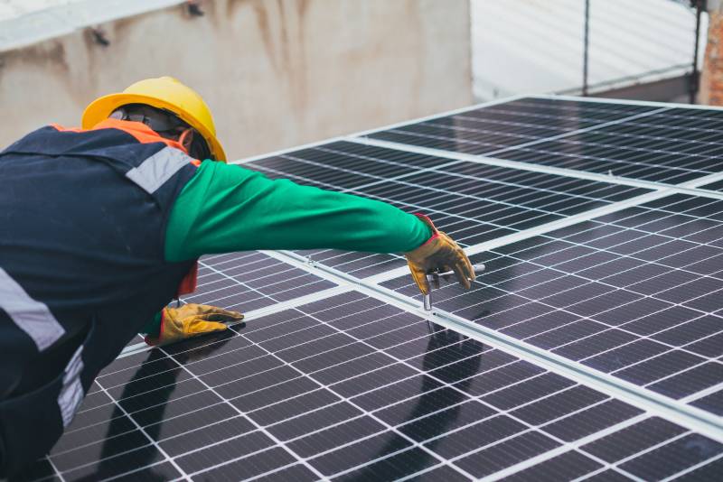 Il solare sorpassa il gas: per la prima volta è la maggiore fonte di elettricità in Ue