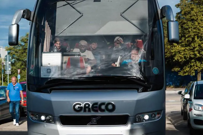 Il maltempo rallenta gli sbarchi. Da Lampedusa trasferiti in 2mila