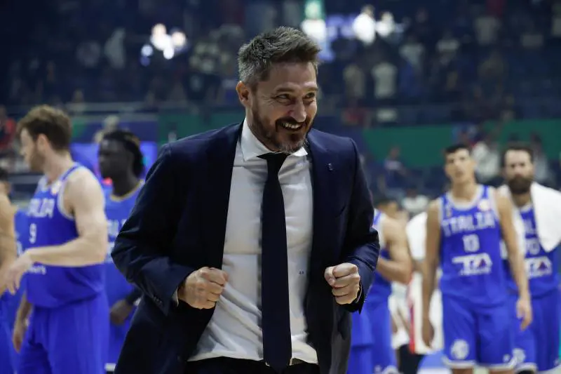 È un'Azzurra batticuore Pazzo Poz: "Giù le mani dai miei ragazzi..."