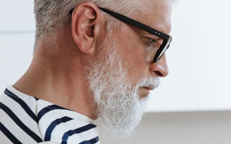 Giornata Mondiale della barba 2023: il decalogo per curarla a 60 anni