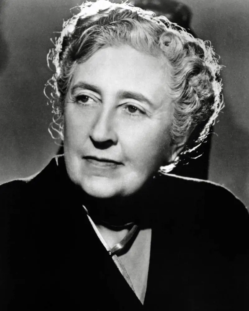 "I viaggi, il marito e la fuga. Svelo i misteri di Agatha Christie"