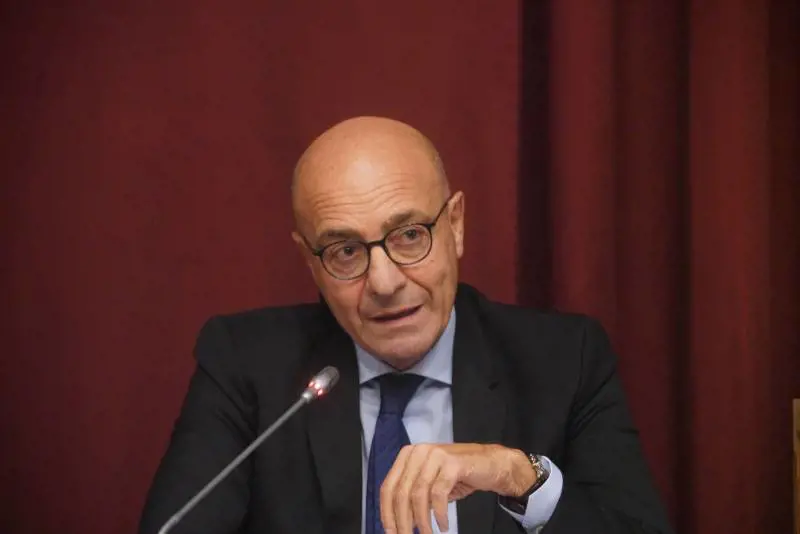 "L'accoglienza per tutti non è possibile. Bene Meloni su Tunisia e piano Mattei"