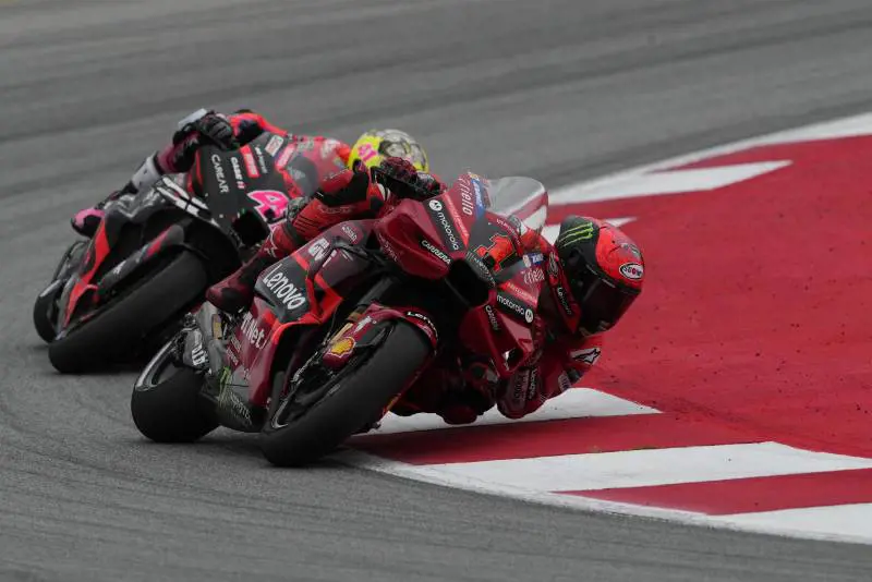 MotoGP, a Bagnaia la pole e a Espargaro la Sprint Race di Barcellona
