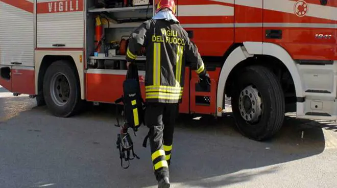  Muore infilzato dalla recinzione di casa a Toscolano Maderno