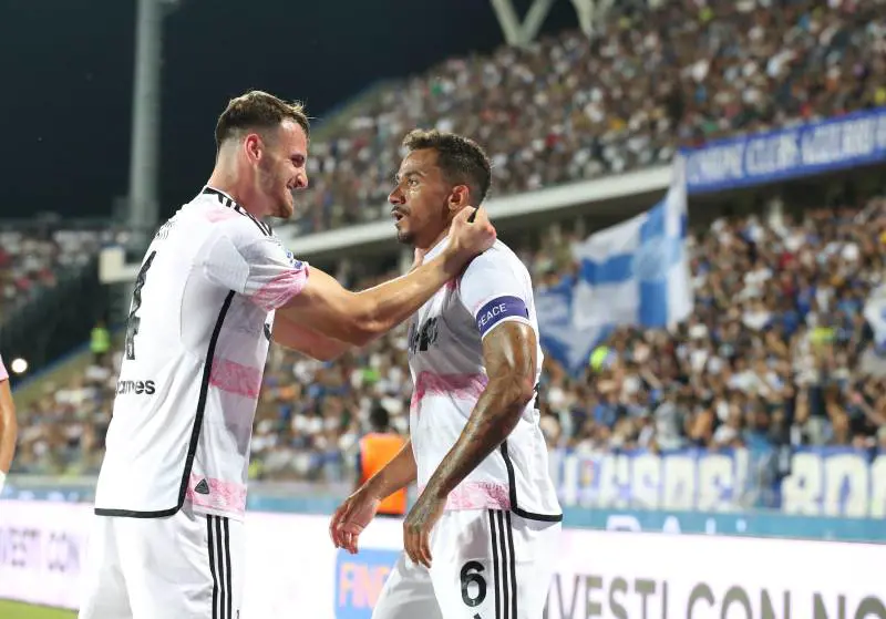 La Juventus non sbaglia: 2-0 all'Empoli e fiato sul collo su Inter e Milan