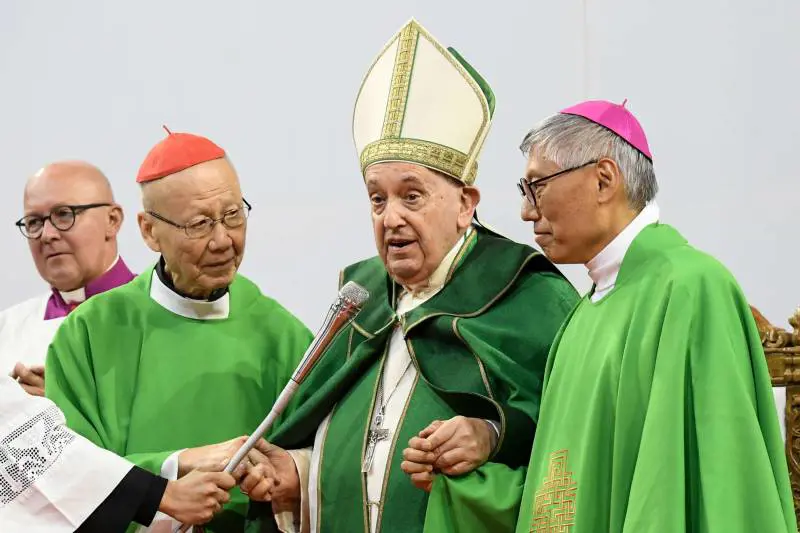 Francesco dalla Mongolia tende la mano alla Cina