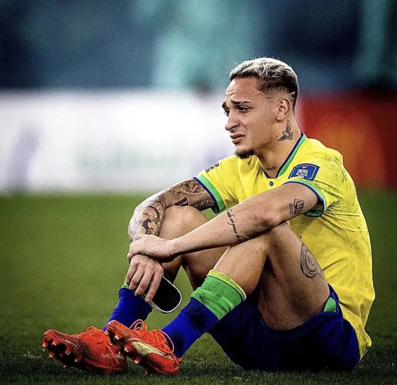 Antony (Instagram)
