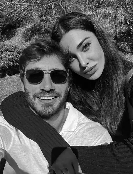 L'ultima foto social di Belen e Stefano (2023)