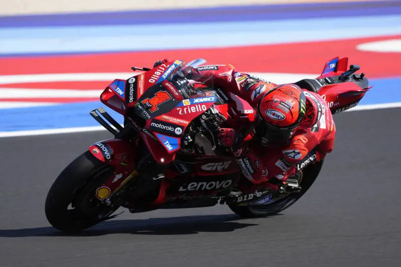 Bagnaia e il "fuoco amico"