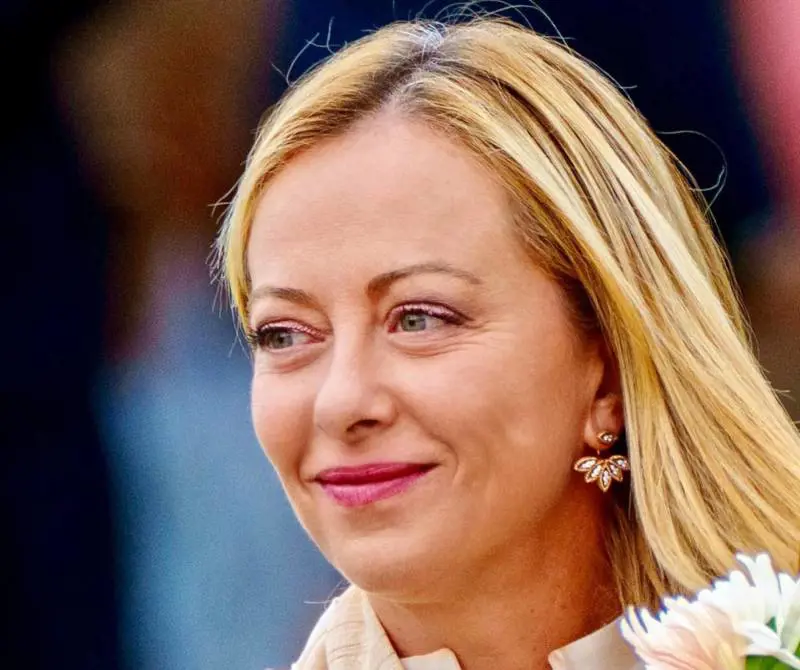 Ecco la "versione di Giorgia": le verità sul palazzo, i media e la vita