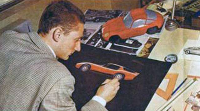 Morto Ercole Spada. La storia dell’automobile nella sua matita 