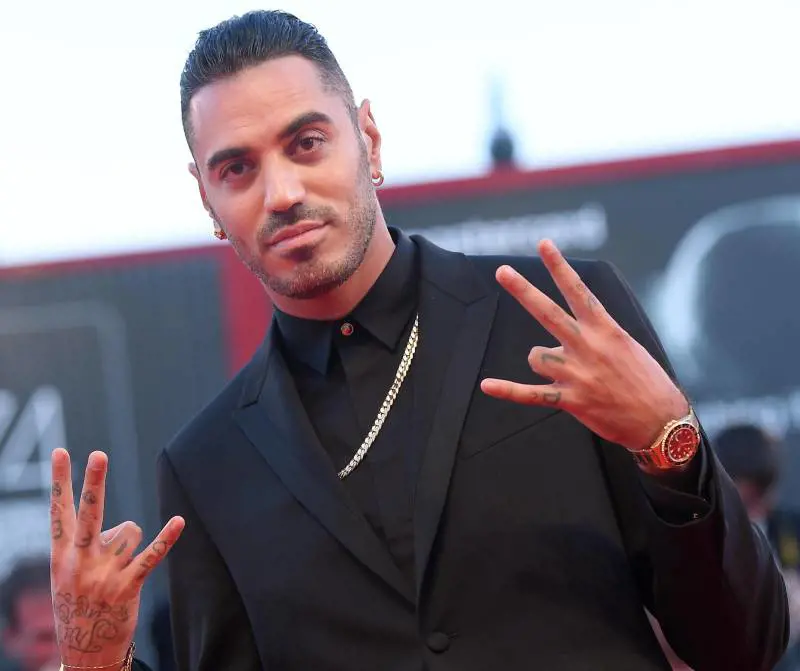 Marracash torna a punzecchiare Morgan: "Siamo a gossipland"