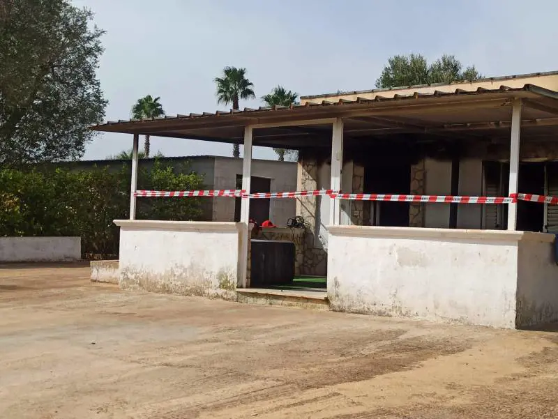 Anziana muore carbonizzata a Brindisi: figlio accusato di omicidio