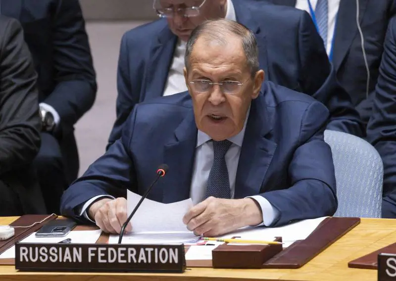 Zelensky-Lavrov, la guerra è all'Onu