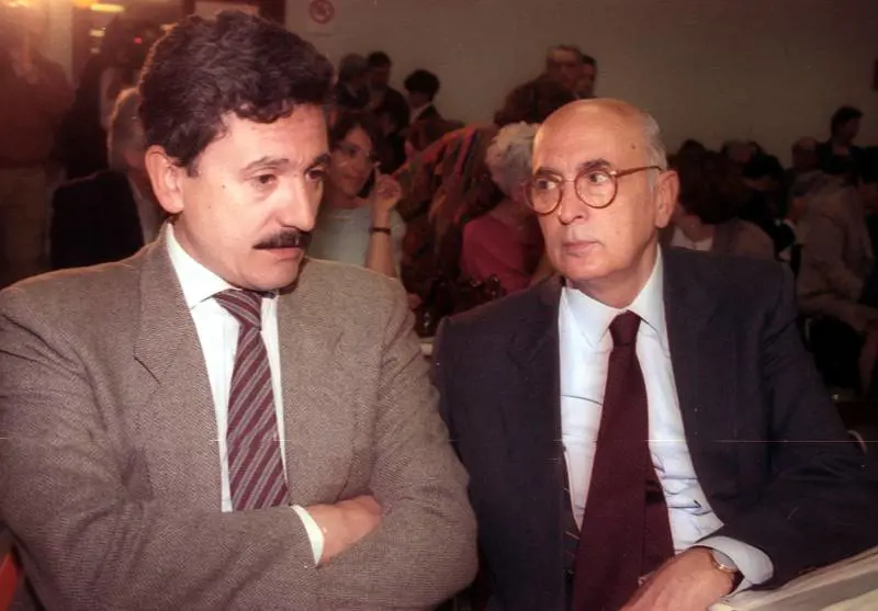 L'eterno comunista: con i carri armati russi  e contro Solzenicyn
