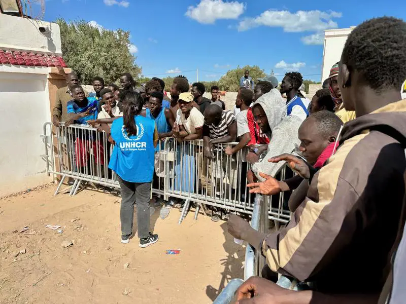  L'assedio al fortino Onu a Zarzis per ottenere un documento e aiuti.