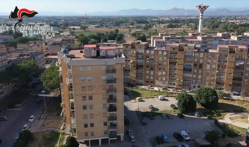 "Le ragazzine dimostravano più anni". Le famiglie del branco difendono gli stupratori di Caivano